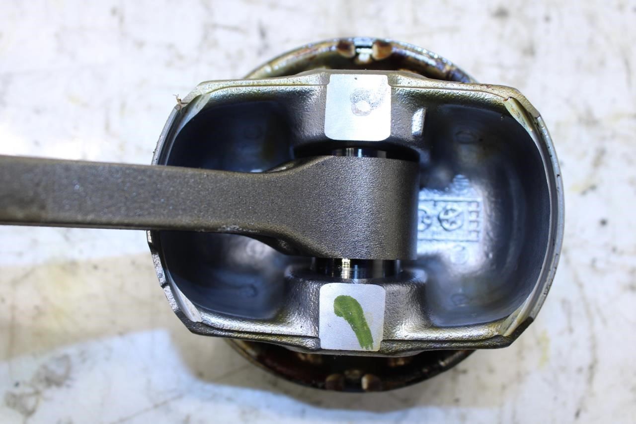 17-22 Jeep Compass Latitude 2.4L Engine Piston w/ Connecting Rod No 2 68191813AA - Alshned Auto Parts