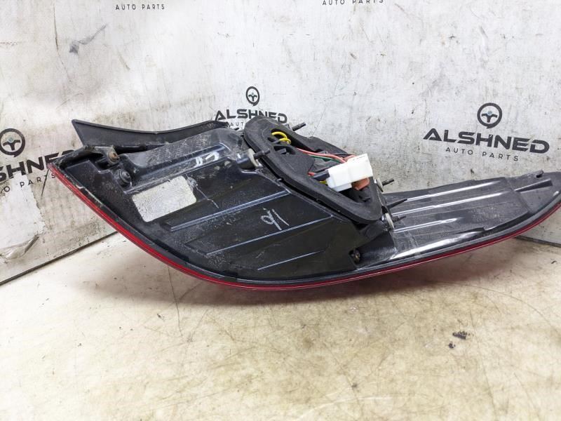 2015-2017 Hyundai Sonata Rear Left Driver Taillight Lamp 92401-C2000 OEM - Alshned Auto Parts