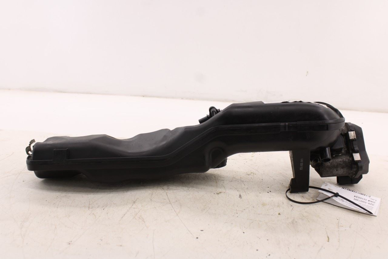 2013-2015 BMW 750i xDrive 4.4L Twin Turbo Right Side Engine Intake Manifold4