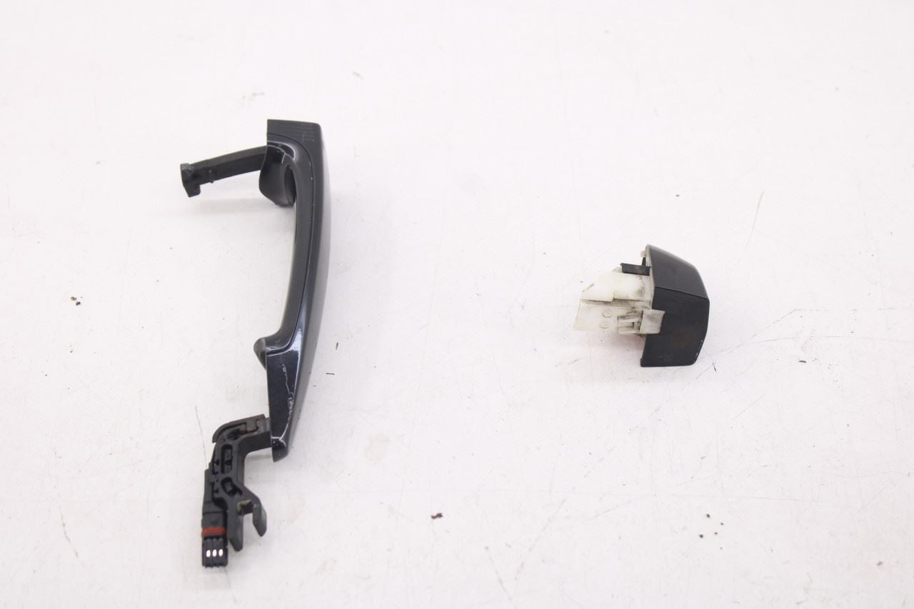 2007-2013 BMW X5 xDrive35i 3.0L AWD Rear Driver Left Side Door Exterior Handle4