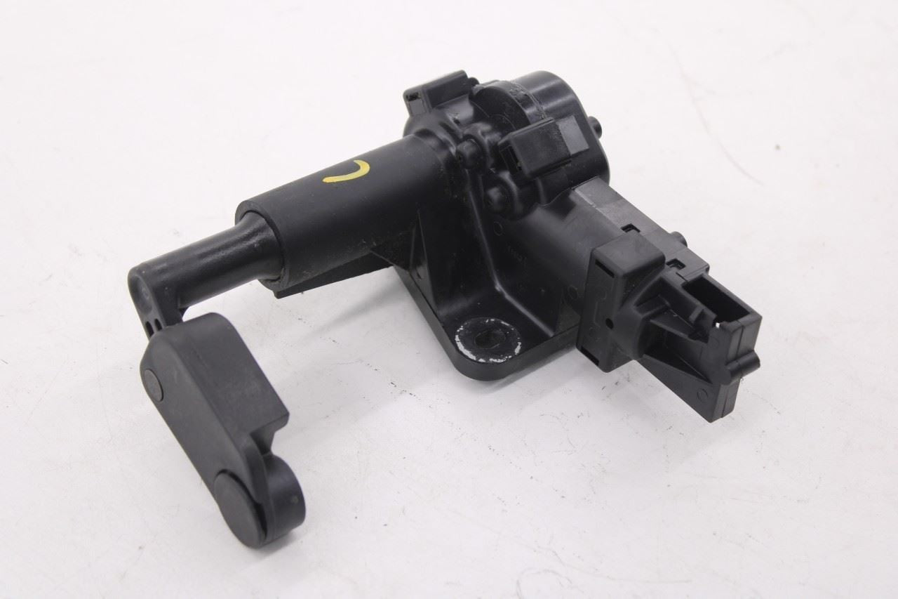 2001-20 Dodge Grand Caravan GT Rear RH and LH Quarter Vent Window Power Actuator11