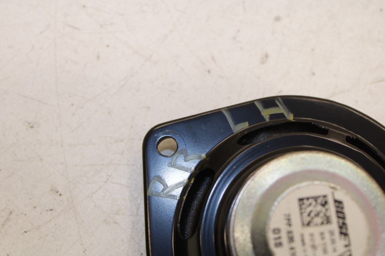 112018 Porsche Cayenne Platinum Rear Left and Right C or D Pillar Loud Speakers - Alshned Auto Parts