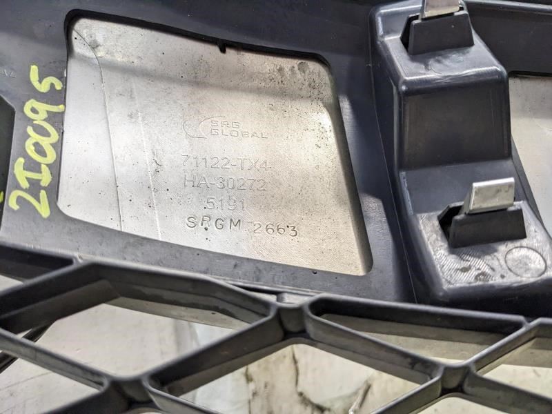 2013-2015 Acura RDX Upper Radiator Grille Molding 71123-TX4-A01 OEM