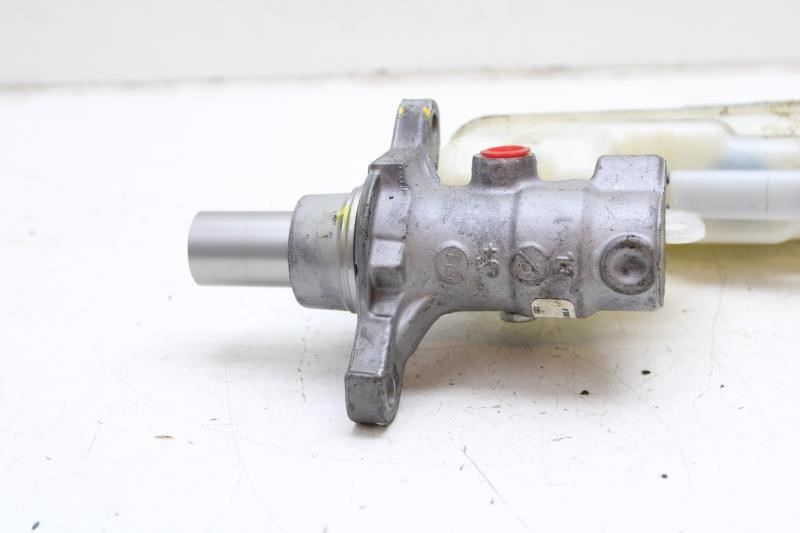 2020-2024 Nissan Sentra 2.0L Brake Master Cylinder w/ Reservoir 46010-6LA2D OEM - Alshned Auto Parts