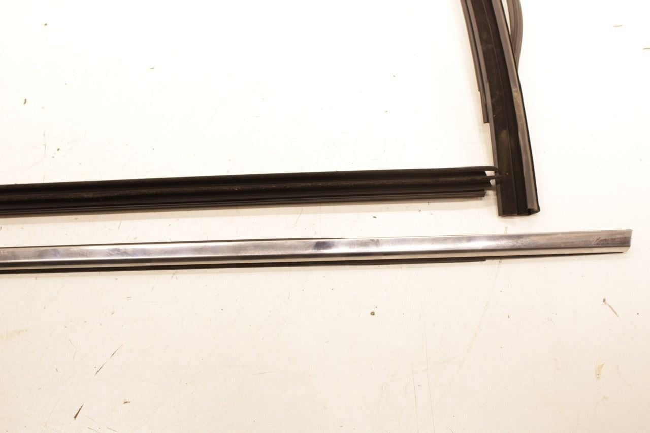 2014-22 Jeep Cherokee Latitude Rear Right Door Run Channel w/ Belt Weatherstrips - Alshned Auto Parts