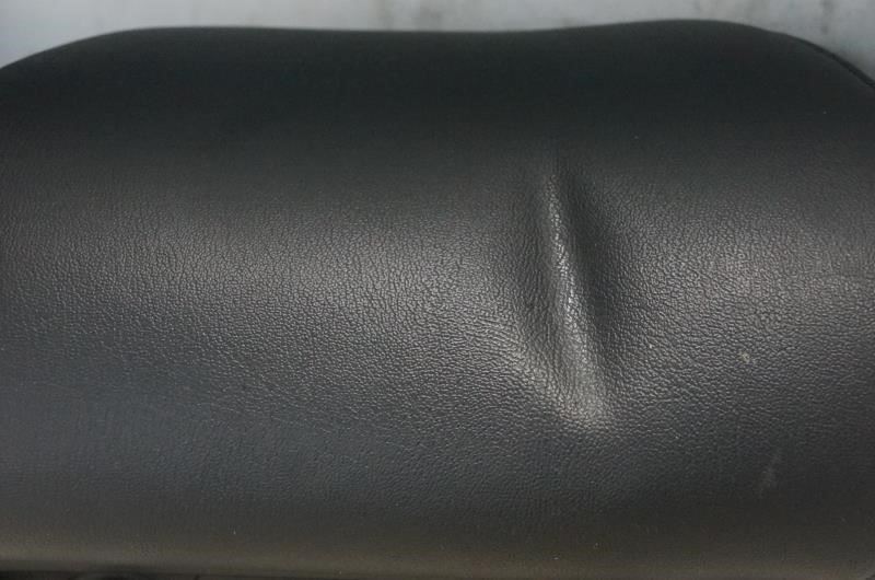 2010 Chevrolet Malibu Front Right Left Headrest Leather Black 20837030 OEM 9