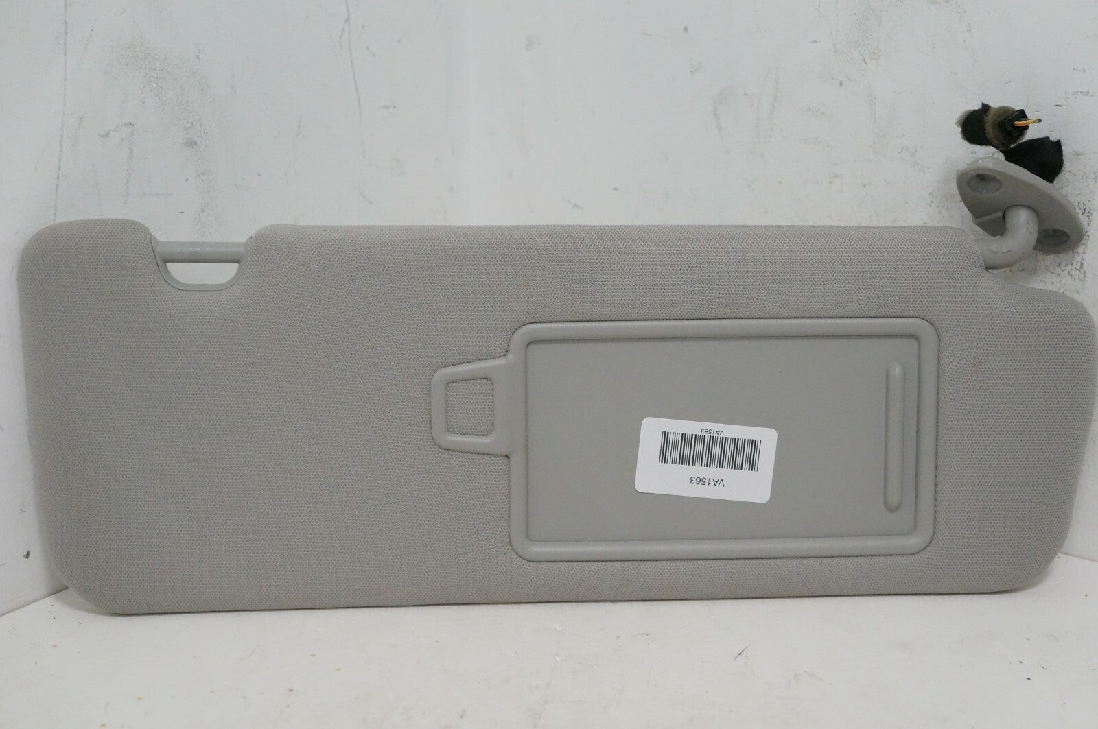 2016-2018 Kia Sorento Passenger Right Sun Visor Beige 85220-C6010BGA OEM - Alshned Auto Parts