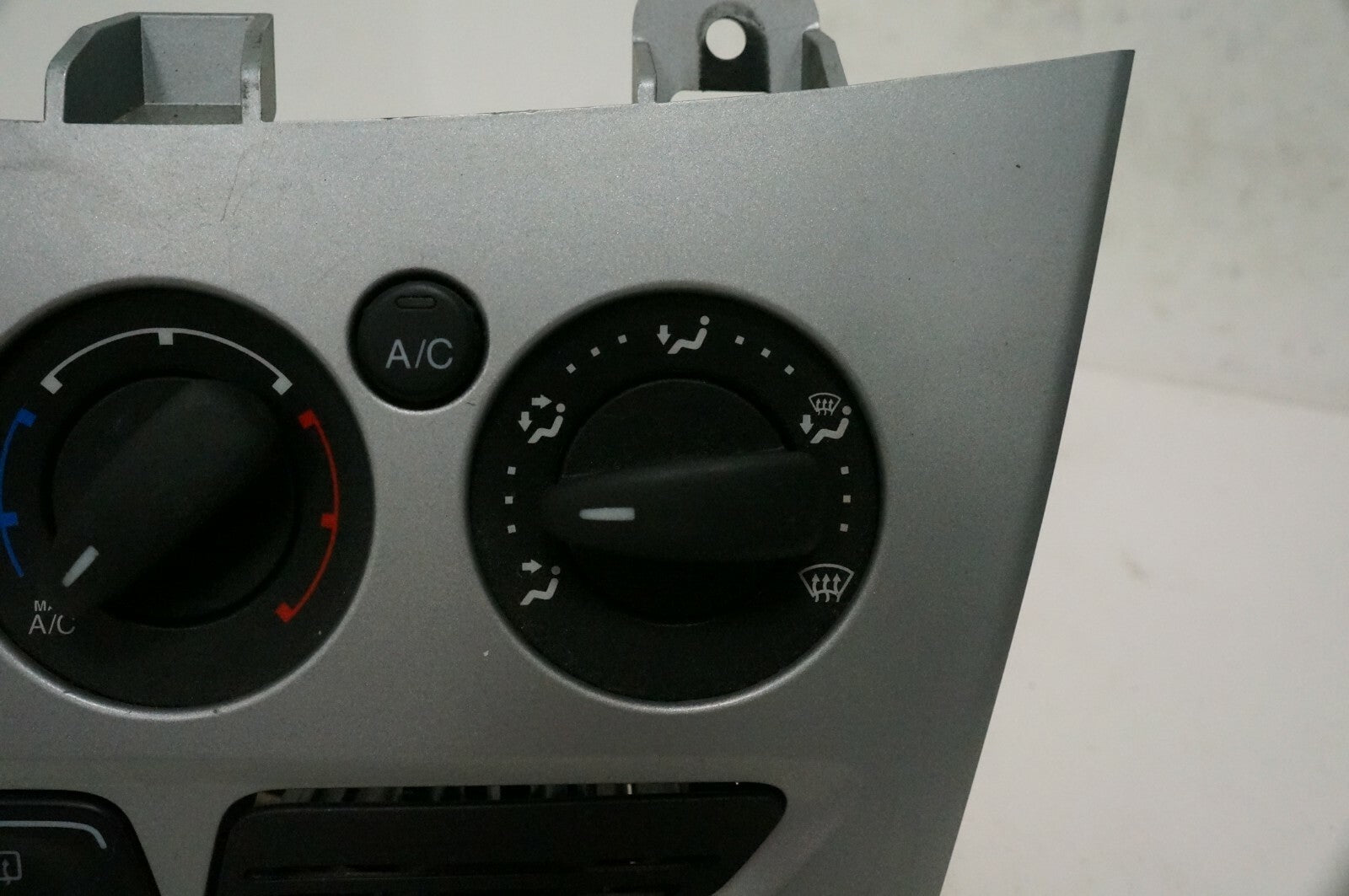 2013-2014 Ford Focus Temperature HVAC Climate Control CM5T-19980-AE OEM - Alshned Auto Parts