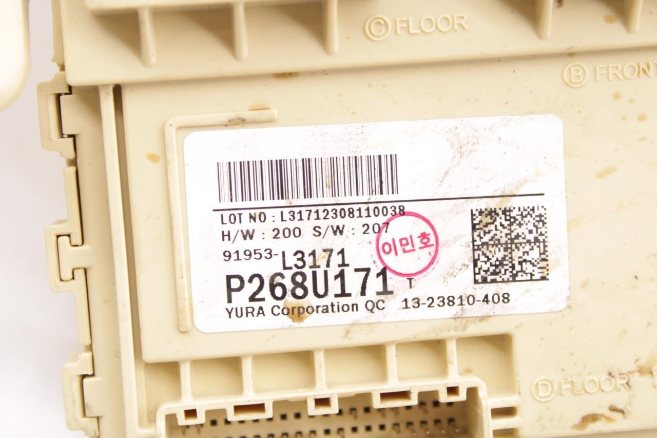2021-24 Kia K5 GTLine 1.6L AWD Cabin Instrument Panel Fuse Relay Junction Block - Alshned Auto Parts