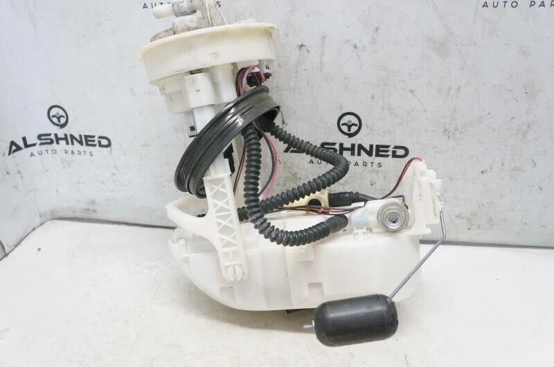 2014 Honda Crosstour Fuel Pump Assembly 17045-TP7-A10 OEM