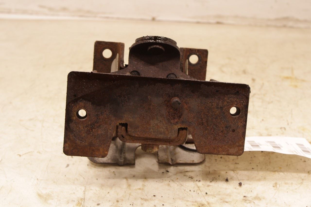 2012-2020 ISUZU NPR HD 6.0L Right Side Engine Motor Mount 8980615260 OEM - Alshned Auto Parts