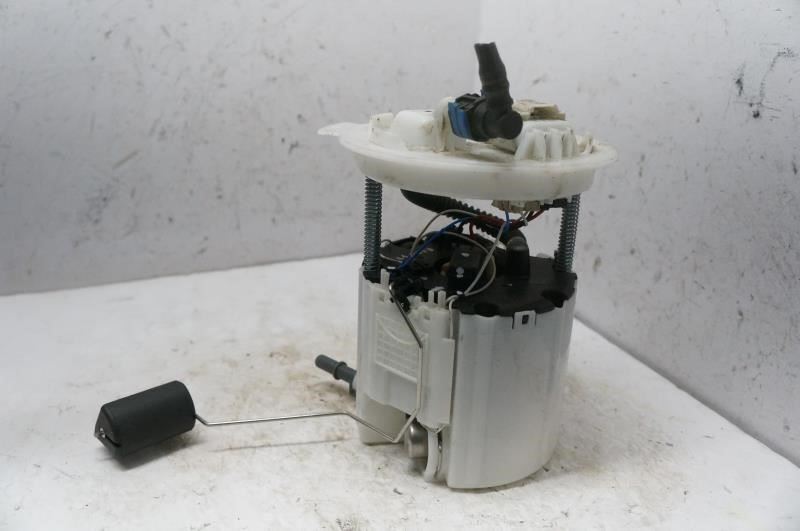 2010-2015 Chevrolet Camaro 6.2L Fuel Pump Assembly 13592335 OEM - Alshned Auto Parts