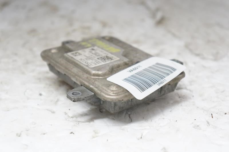 2011 BMW X3 Xenon Headlight Ballast Control Unit 7255724 OEM - Alshned Auto Parts