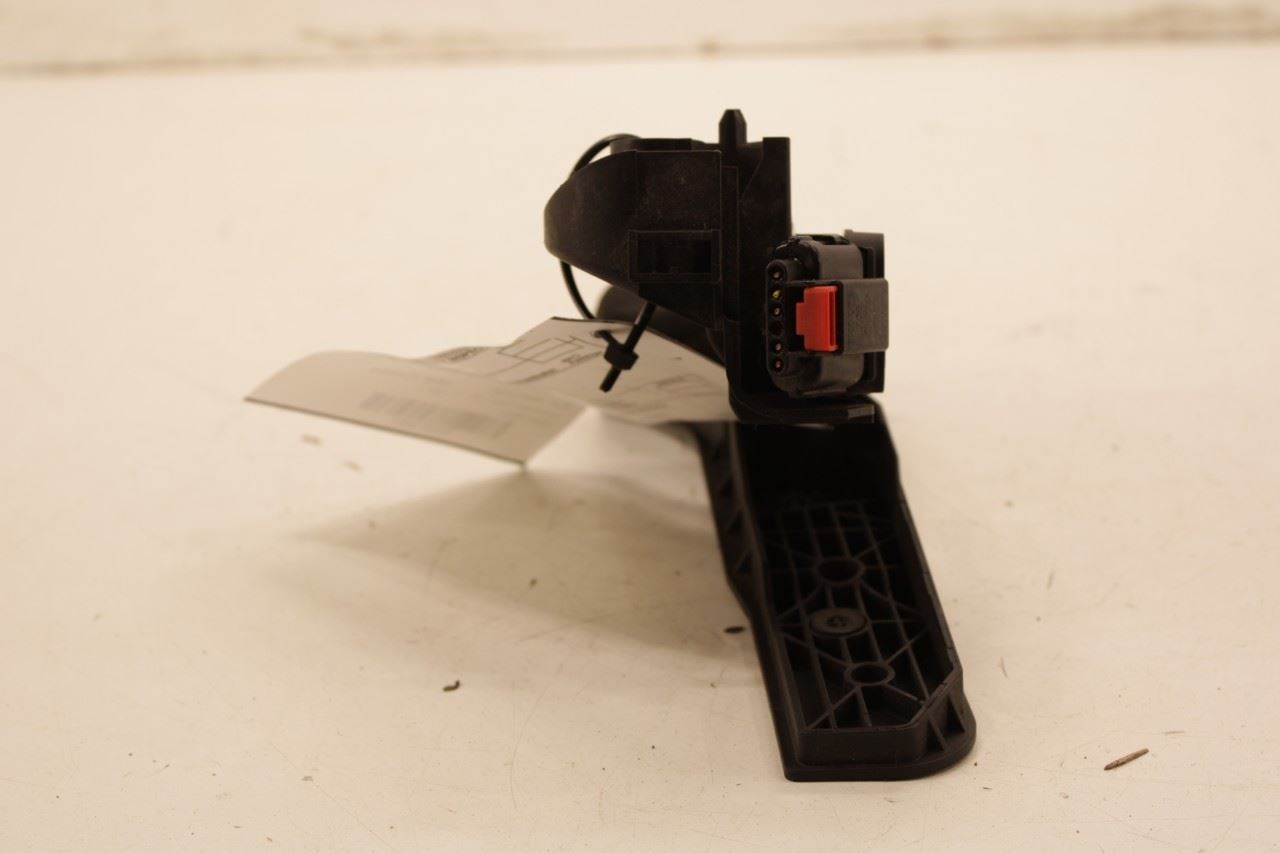 2012-2019 Volkswagen Passat SE 1.8L FWD Accelerator Throttle Gas Pedal Sensor - Alshned Auto Parts