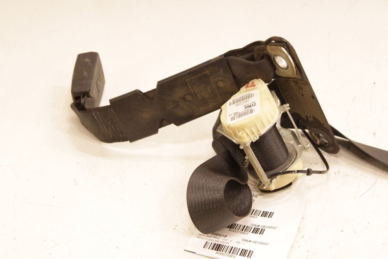 2013-18 Ram 2500 Tradesman Crew Cab 6.4L Rear Center 2nd Row Seat Belt Retractor - Alshned Auto Parts