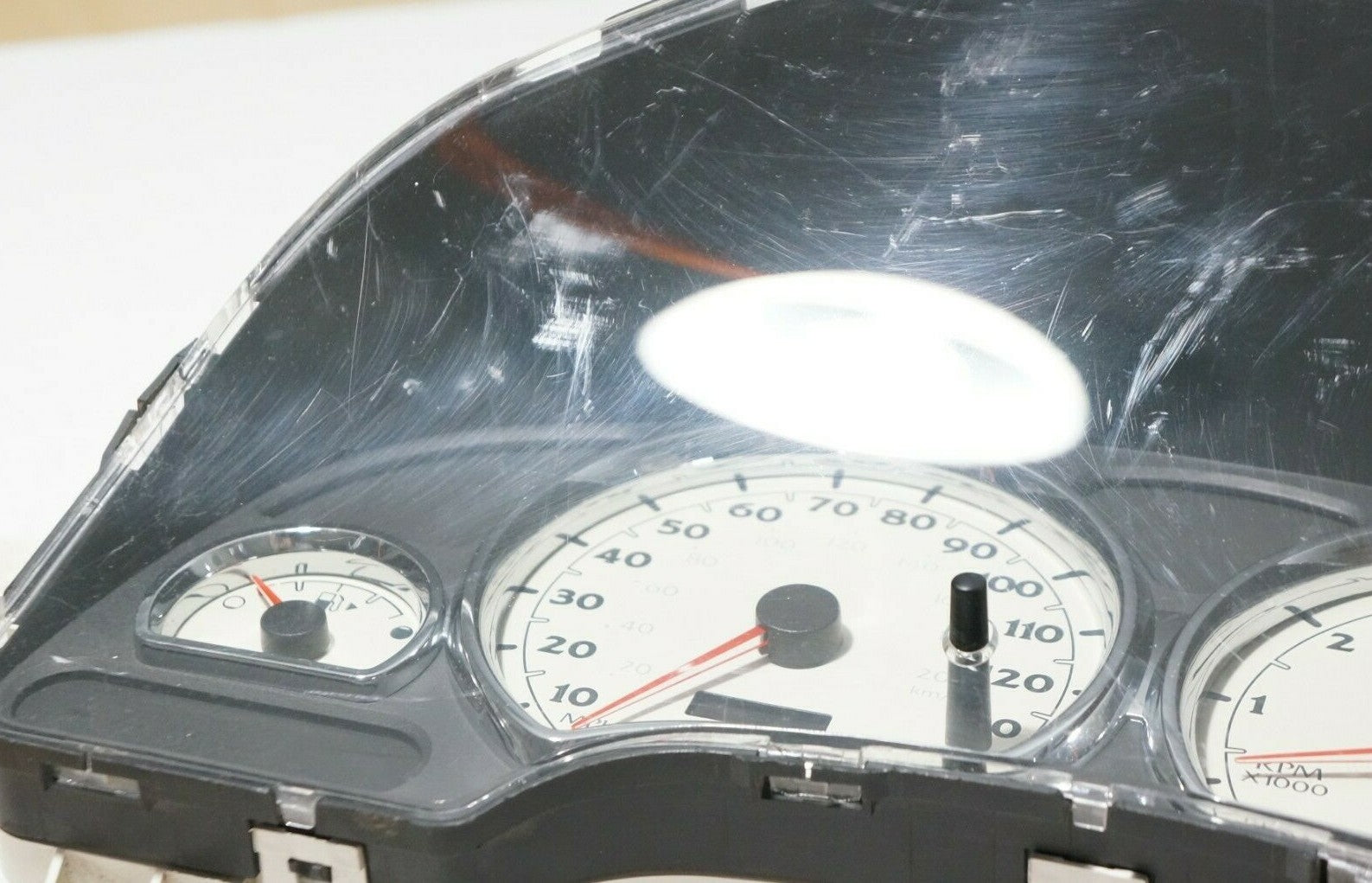 2006-2007 Saturn Vue Speedometer Gauge Cluster *Mileage Unknown* OEM 103693661