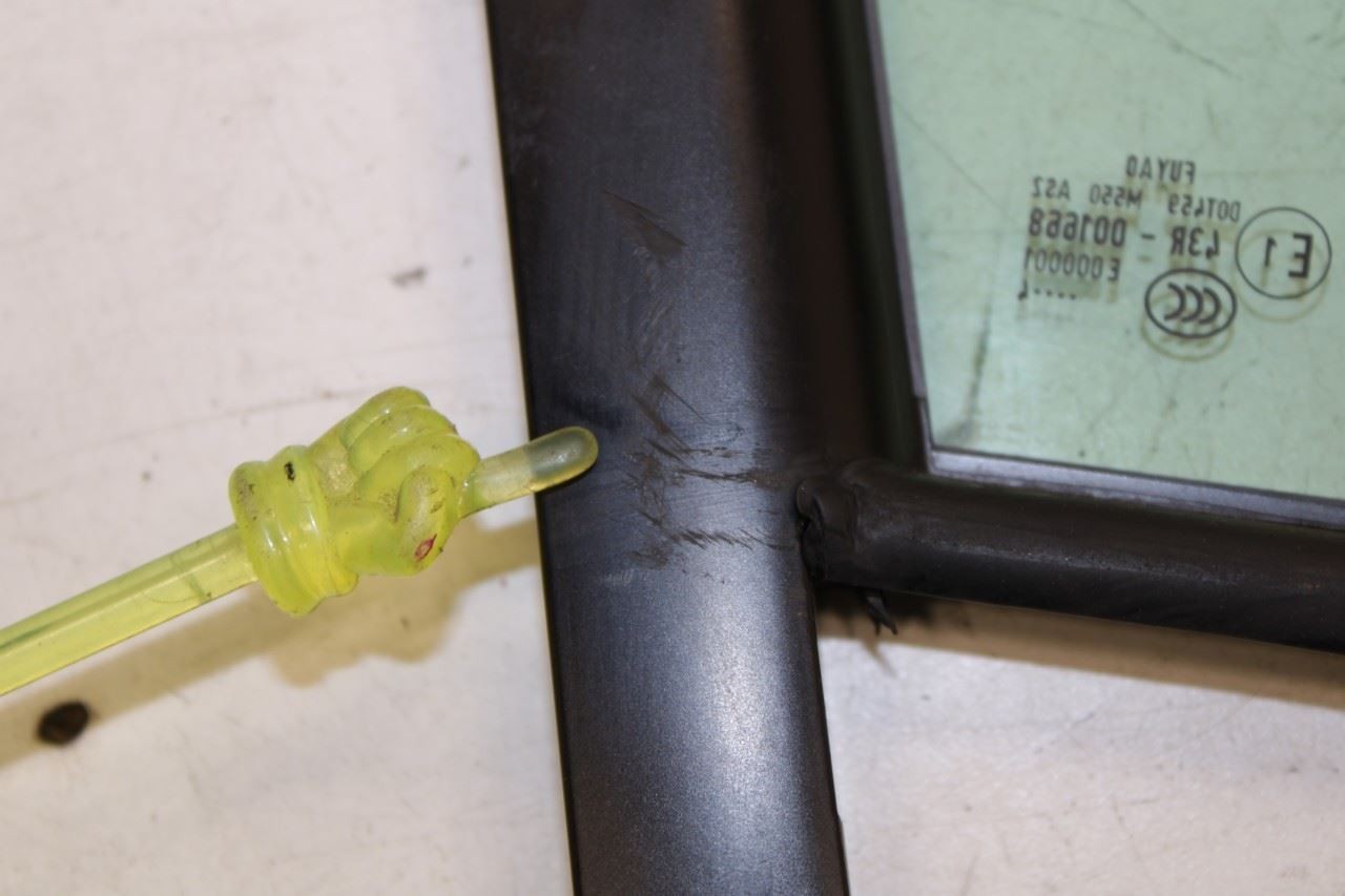 2011-18 Porsche Cayenne Platinum Front Left Side Door Quarter Vent Window Glass - Alshned Auto Parts