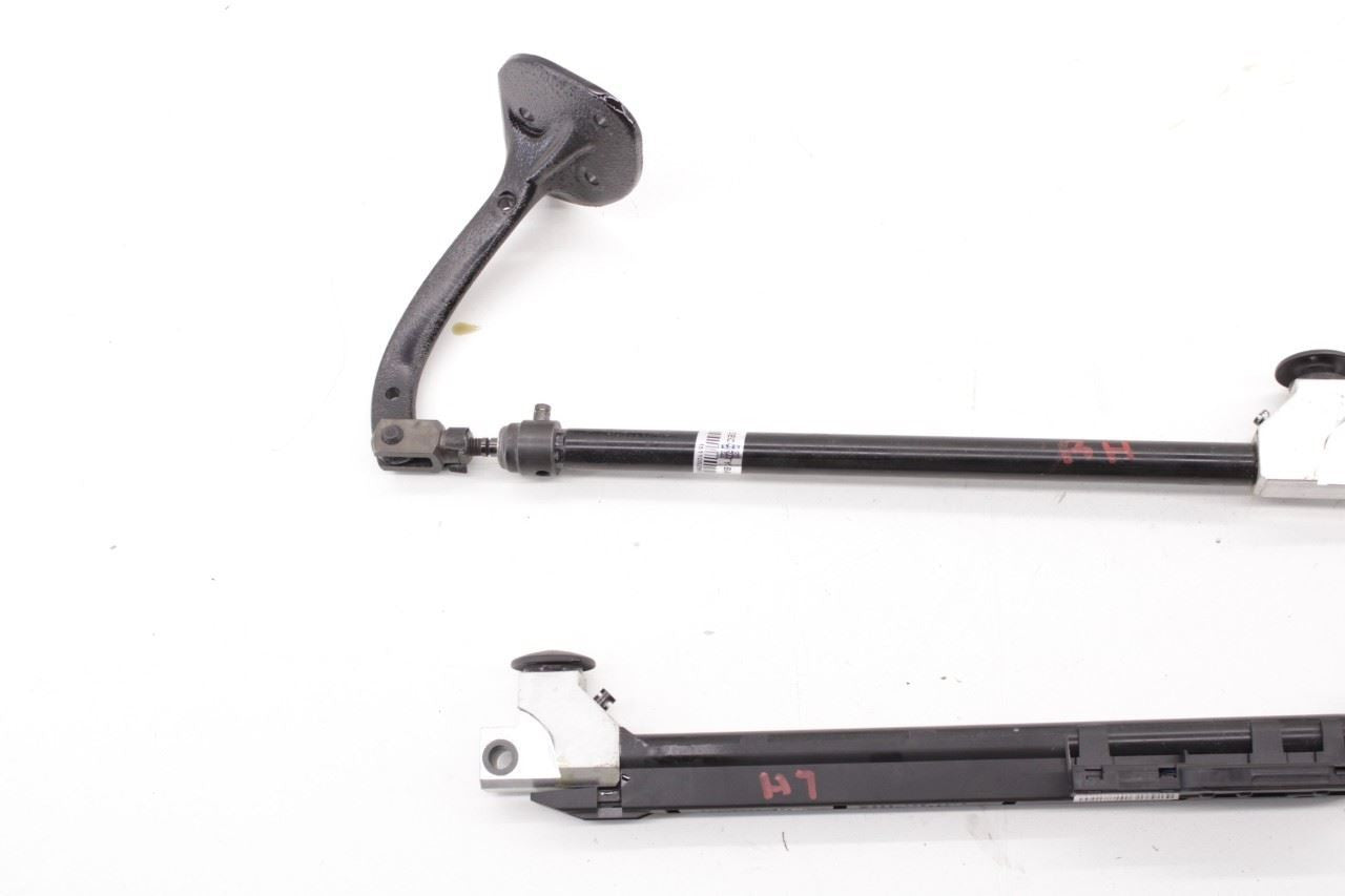 06-09 Mercedes-Benz CLK 350 Rear RH LH Convertible Case Cover Lift Cylinder Set - Alshned Auto Parts