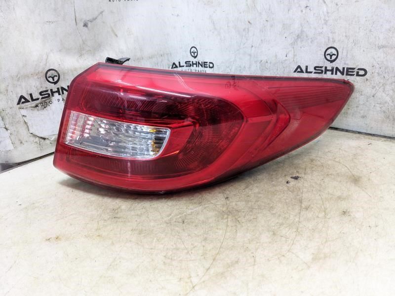 2015-2017 Hyundai Sonata Rear Right Passenger Taillight Lamp 92402-C2000 OEM - Alshned Auto Parts