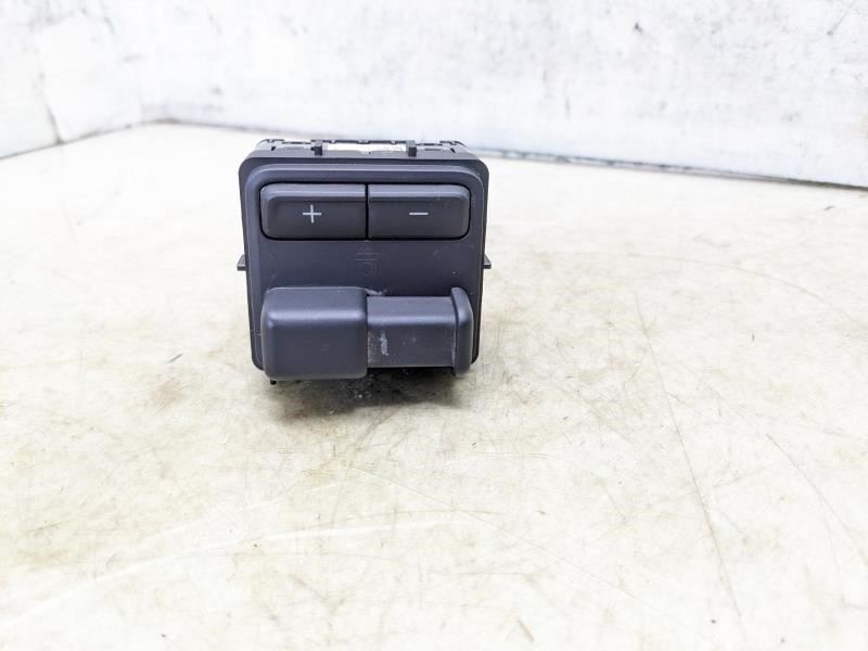 2019-22 Chevrolet Silverado 1500 Dash Trailer Brake Control Switch 84488395 OEM - Alshned Auto Parts