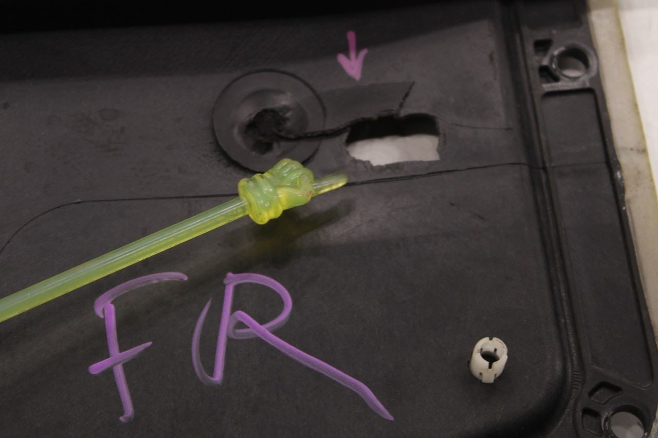 07-18 Jeep Wrangler Sport 2dr Front Right Door Window Regulator w/ Carrier *ReaD - Alshned Auto Parts