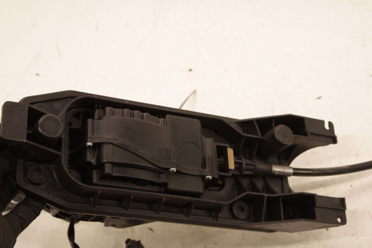 2016 Volkswagen Passat SE FWD Auto Transmission Gear Shifter Lever Knob Assembly - Alshned Auto Parts