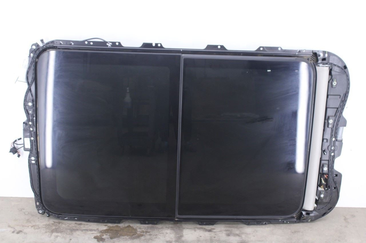 2021-2023 Volkswagen Atlas SE Roof Sunroof Frame with Glass 3CN877049 OEM - Alshned Auto Parts