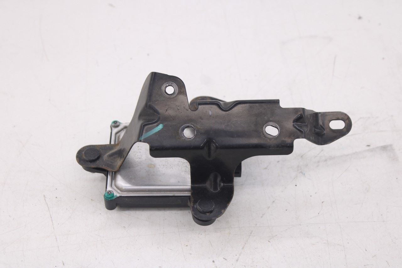 17-19 Subaru Impreza 2.0I Limited RR RH Blind Spot Detection Radar Sensor Module12