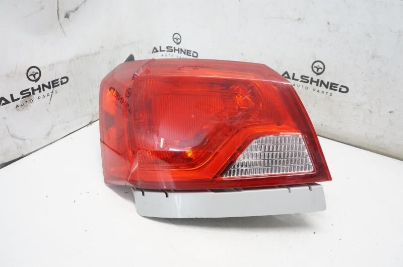 2014-2020 Chevrolet Impala Left Driver Rear Tail Light 23148680 OEM - Alshned Auto Parts