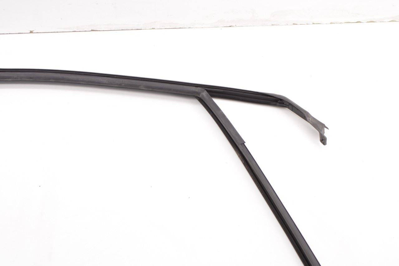 16-20 KIA Sorento EX FR LH Door Run Channel w/ Belt Outer and Inner Weatherstrip - Alshned Auto Parts