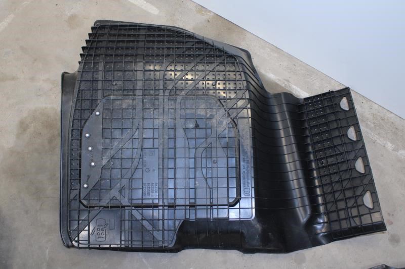 2019-23 Chevrolet Silverado 1500 Crew Cab All Weather Floor Mat Set 84375013 OEM - Alshned Auto Parts