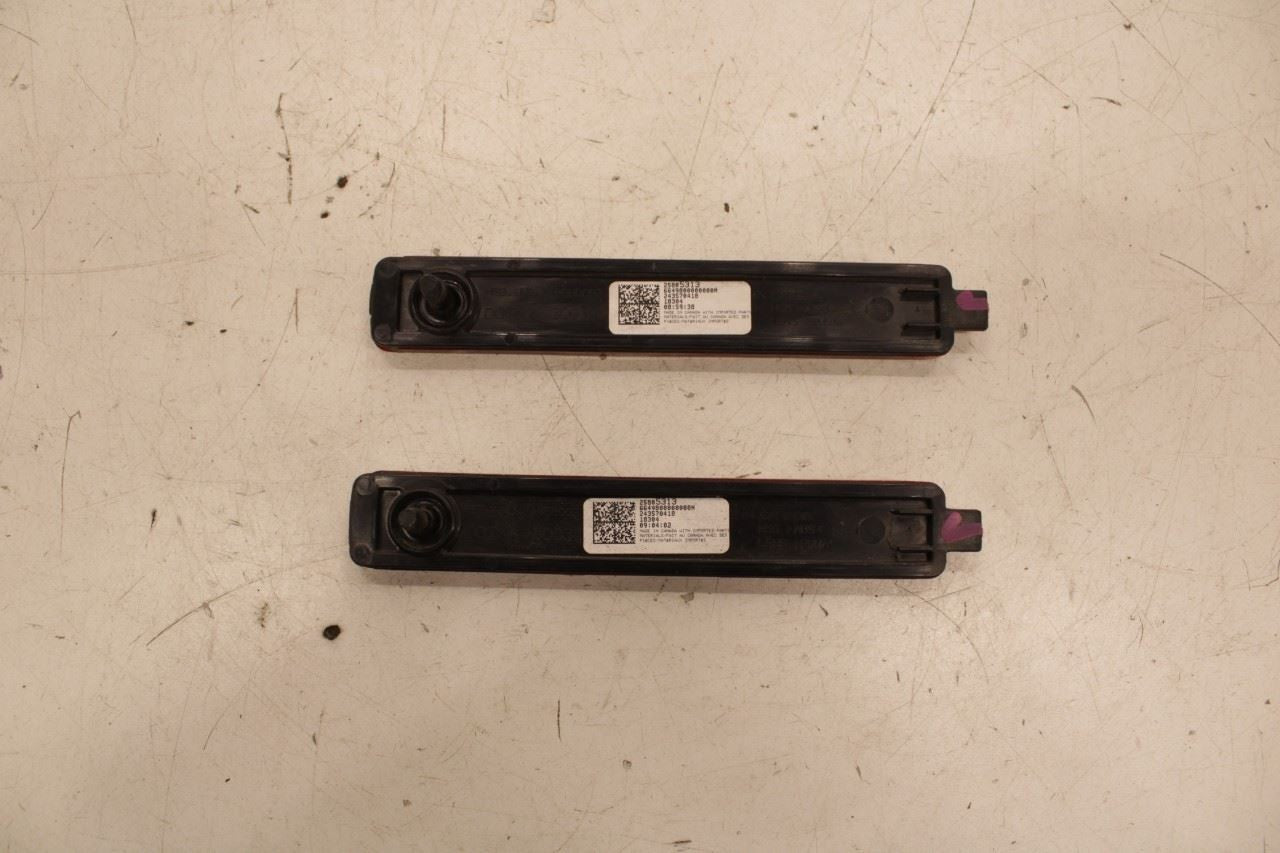 13-23 GMC Acadia SLT-1 Rear Right and Left Driver Side Bumper Reflector 25805313 - Alshned Auto Parts