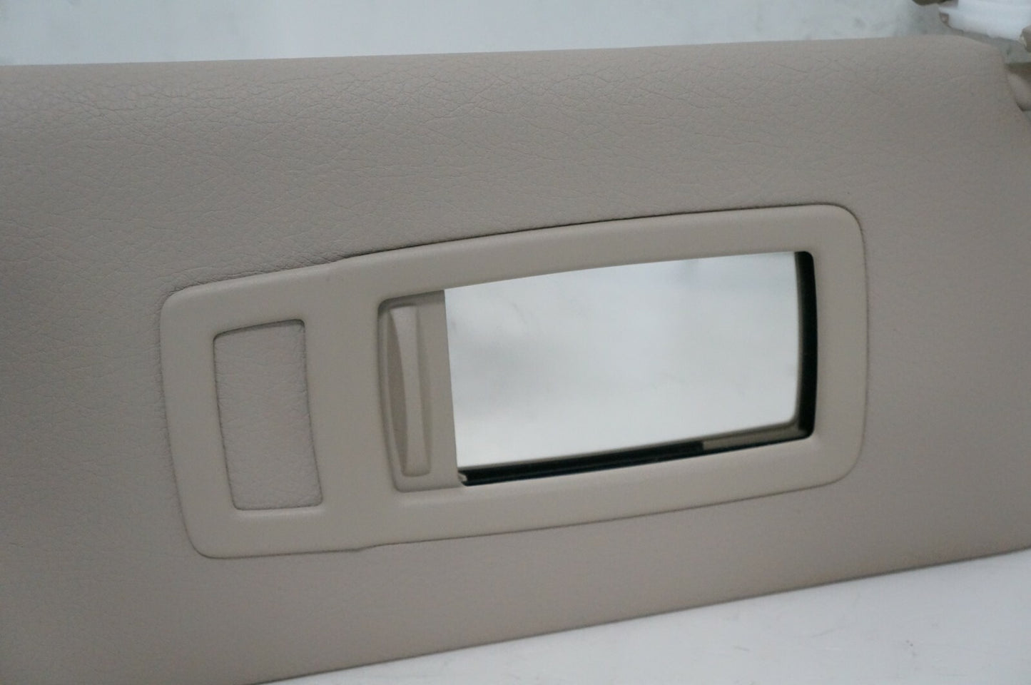 2012-2016 BMW 328i Passenger Right Sun Visor Sunvisor Beige 7322294-05 OEM - Alshned Auto Parts
