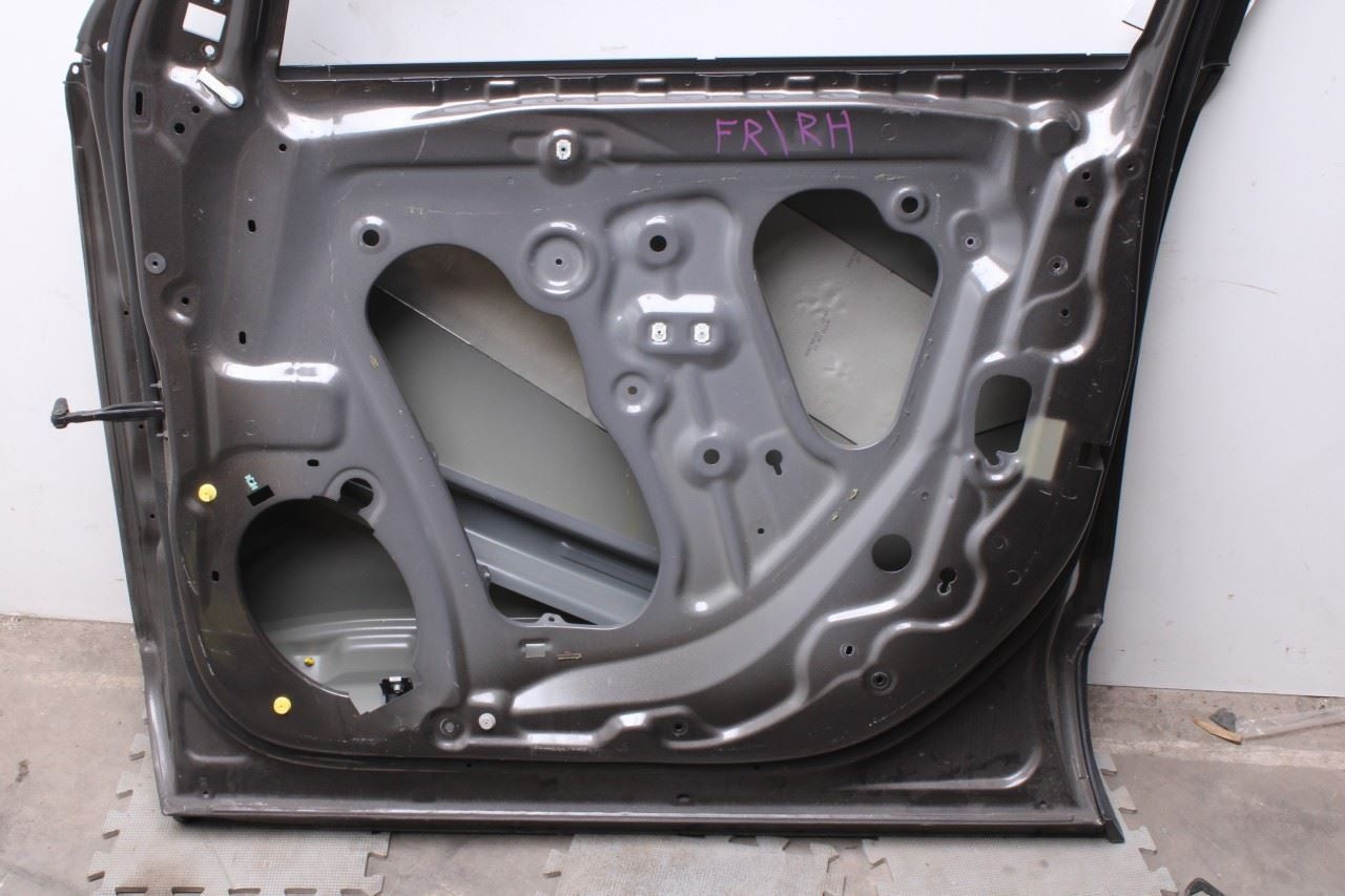 2017-2023 GMC Acadia SLT-1 Front Right Passenger Door Shell Panel 84542291 OEM - Alshned Auto Parts