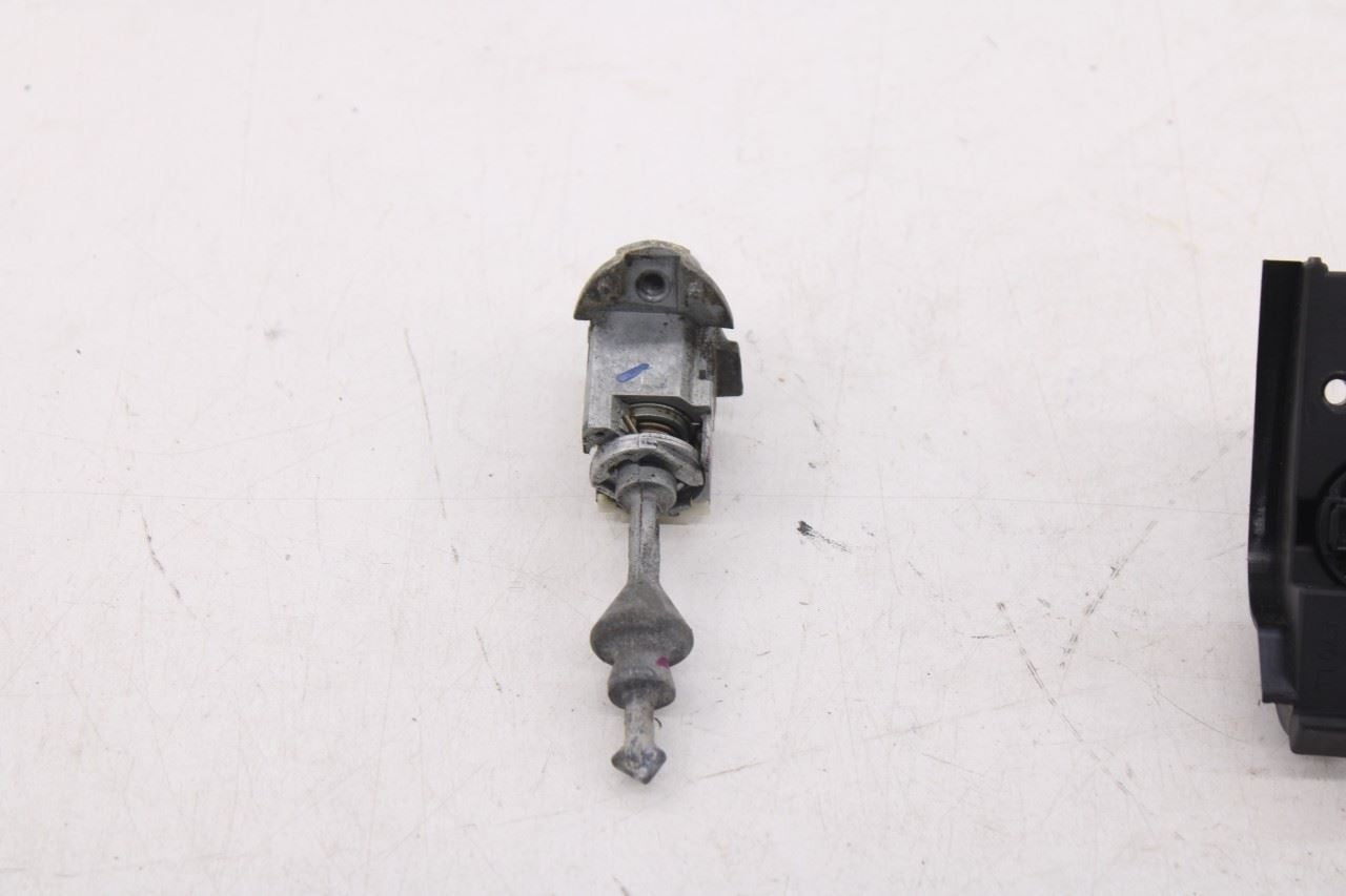 07-13 BMW X5 xDrive35i AWD Engine Ignition Switch Button w/ Key Fob Transmitter - Alshned Auto Parts