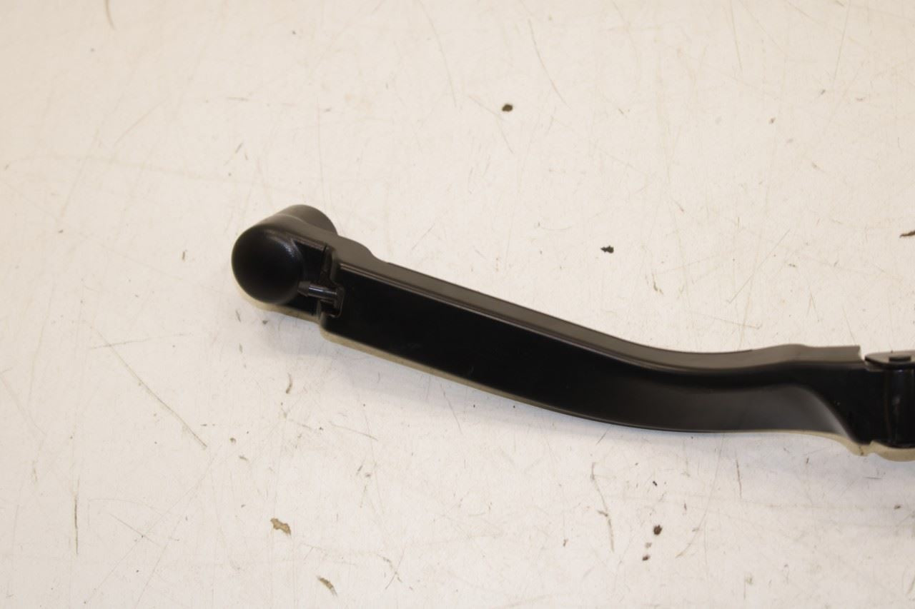20-2025 Mazda CX-30 2.5 S Front Left and Right Windshield Wiper Arm DNBH-67-321 - Alshned Auto Parts