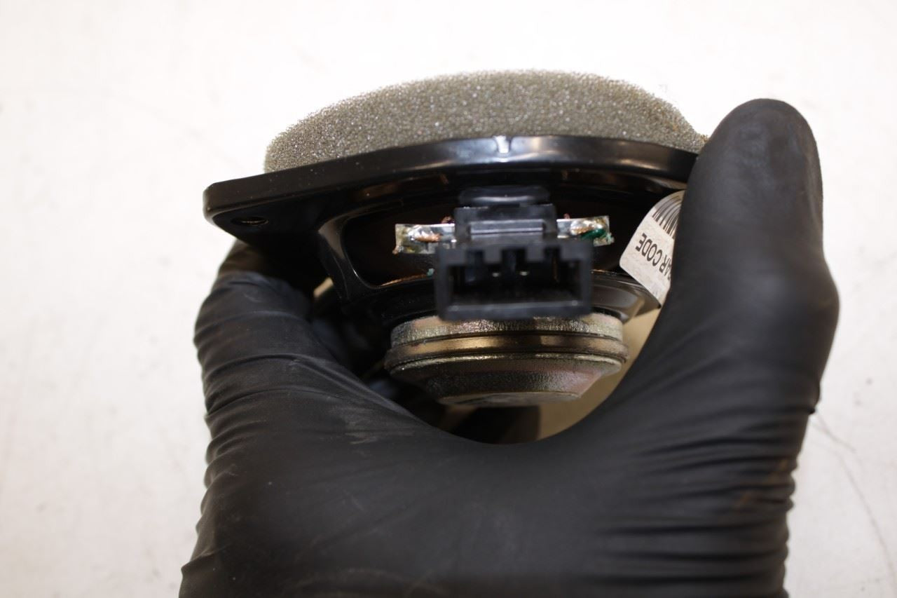 112018 Porsche Cayenne Platinum Rear Left and Right C or D Pillar Loud Speakers - Alshned Auto Parts