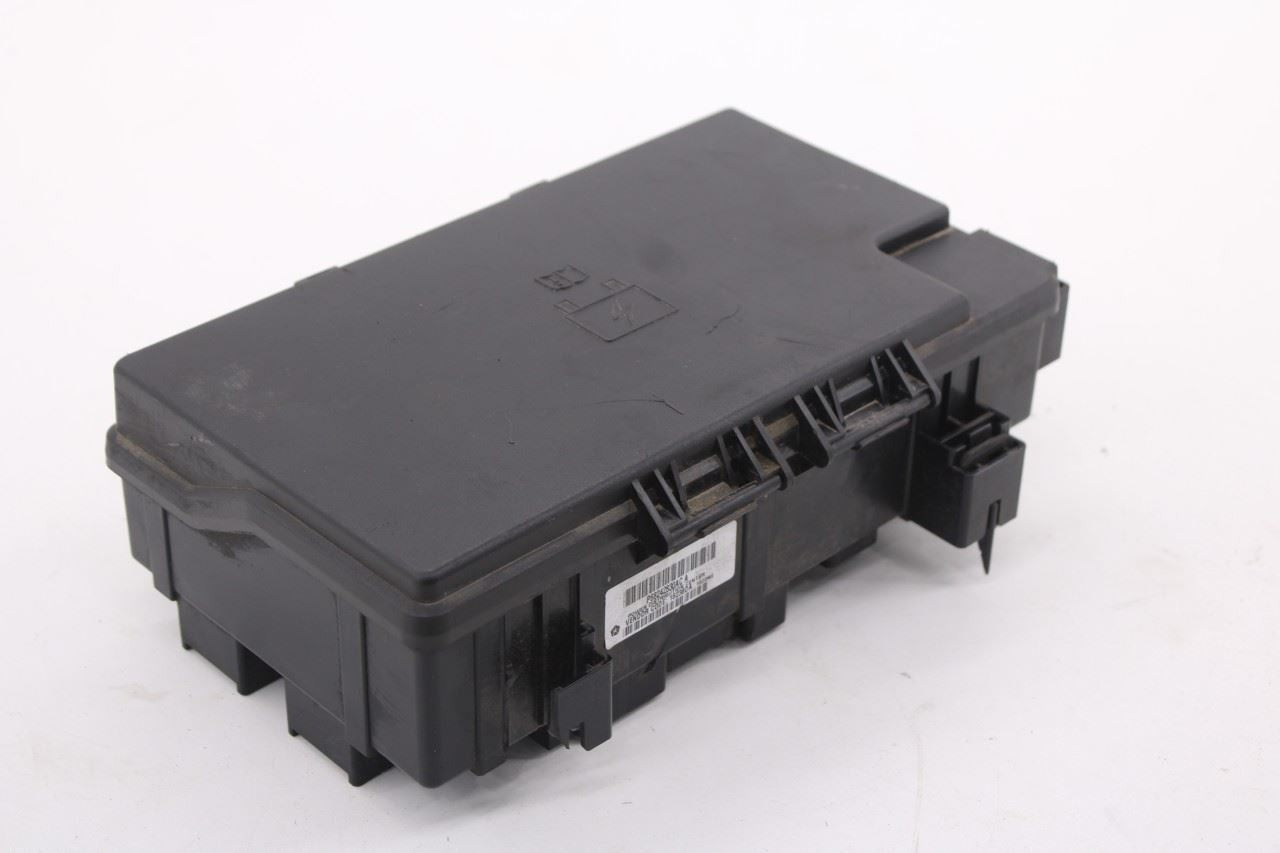 2015 Dodge Durango SXT 3.6L Totally Integrated Power Distribution Fuse Relay Box10