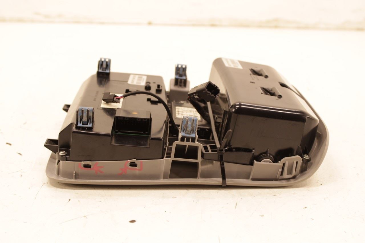 17-21 GMC Acadia SLT-1 FR Roof Overhead Console Dome Light Lamp 84422347 *ReaD* - Alshned Auto Parts