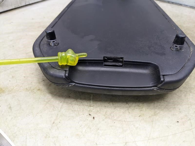 18-23 Kia Stinger Center Console Armrest Lid Cover Only 84660-J5000CD4 OEM *ReaD - Alshned Auto Parts