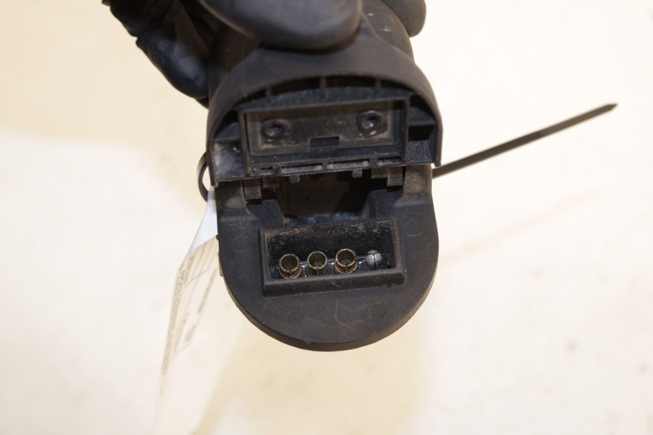 201124 Ram 1500 Big Horn Crew Cab 5.7L 4WD Tow Trailer Hitch Bar Connector Plug - Alshned Auto Parts