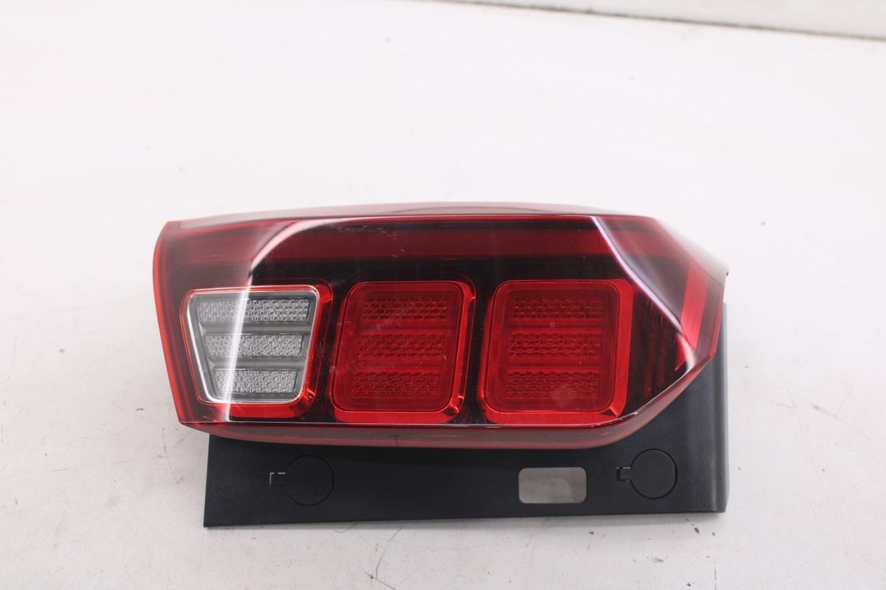 2020-2026 Hyundai Palisade Limited AWD Rear Left Driver Side Tail Light Lamp - Alshned Auto Parts