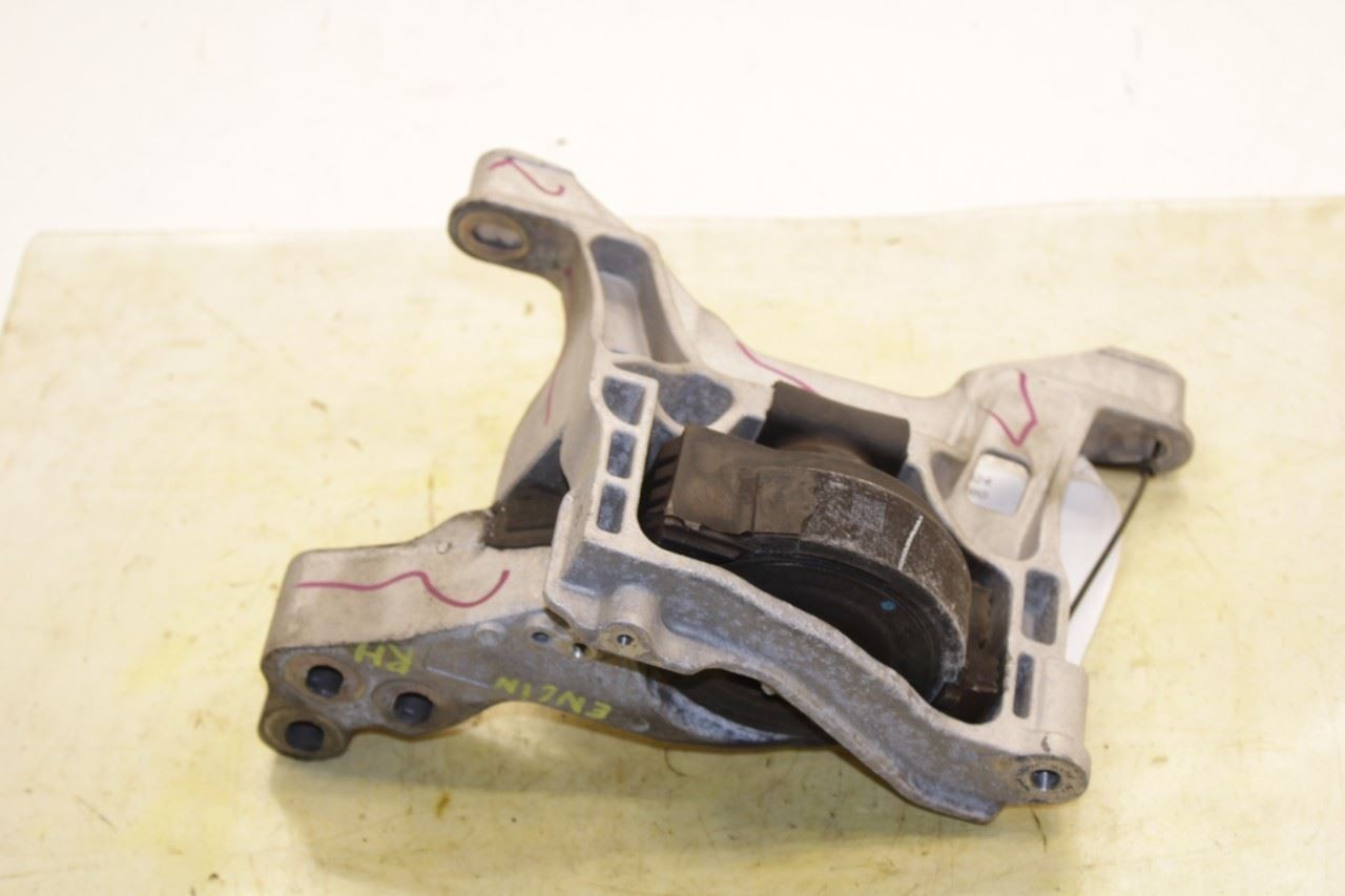20232025 Mazda CX30 2.5 S 2.5L AWD Front Right Engine Support Mount Bracket - Alshned Auto Parts