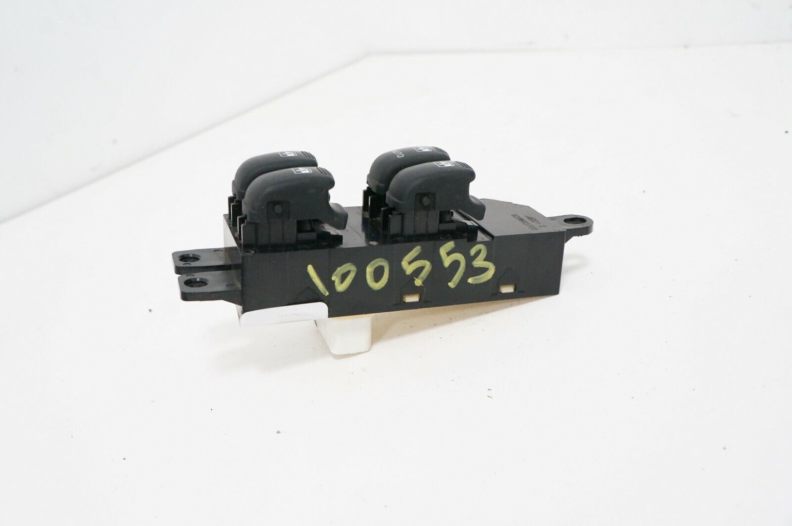 2001-2006 Hyundai Santa Fe Driver Master Power Window Switch 621W03780 - Alshned Auto Parts