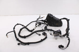 11-14 Porsche Cayenne S 4.8L Engine Bay Fuse Relay Junction Box w/ Wire Harness