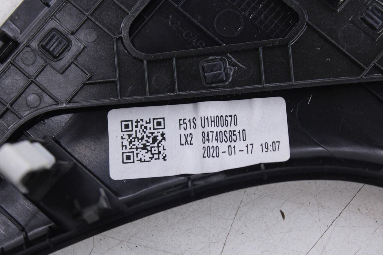 2020-22 Hyundai Palisade Limited AWD Dash Center Panel Display Bezel 84740-S851017