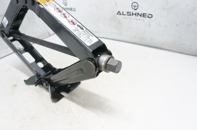 2020-2022 Buick Encore Lift Jack 42608319 OEM - Alshned Auto Parts