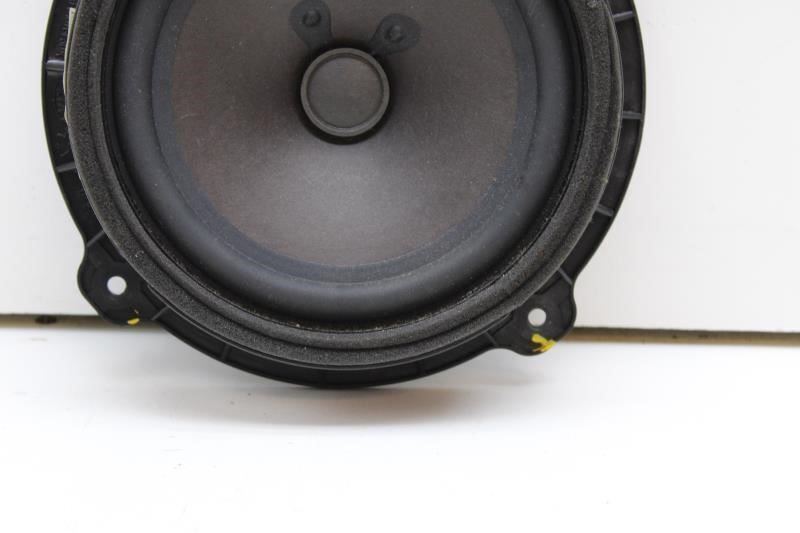 2014-2019 Kia Soul Rear Right Door Speaker 96330-B2000 OEM - Alshned Auto Parts