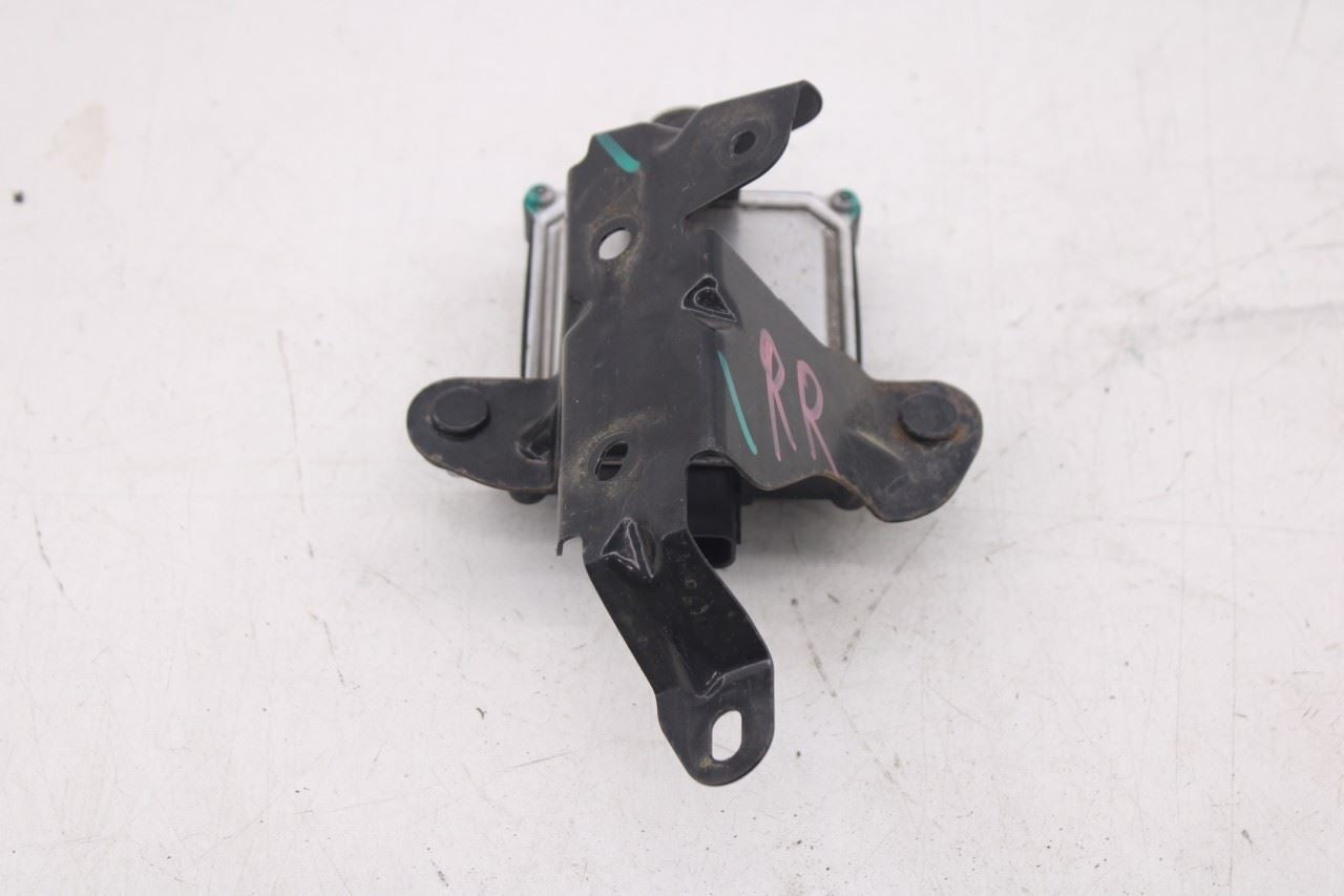 17-19 Subaru Impreza 2.0I Limited RR RH Blind Spot Detection Radar Sensor Module9