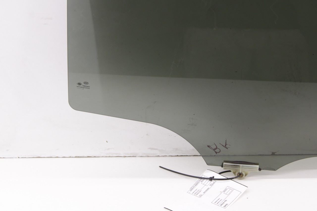 2015-2020 Kia Sorento EX Rear Right Passenger Side Door Window Glass 83420-C5010 - Alshned Auto Parts